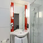 Ibis Hauptbahnhof 3*