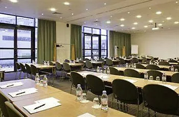 Ibis Hauptbahnhof Hotell 2*