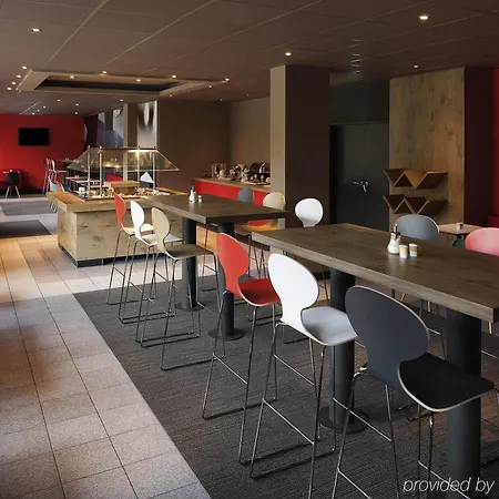 Ibis Hauptbahnhof Hotell