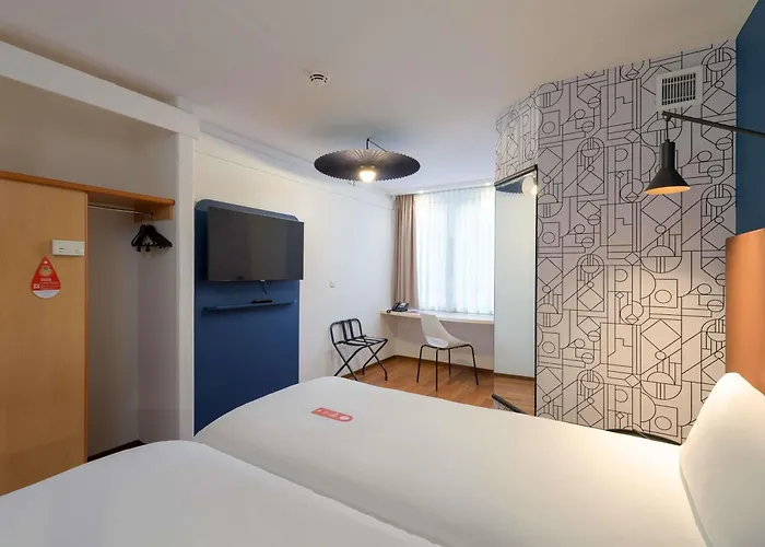 فندق Ibis Hauptbahnhof 3*