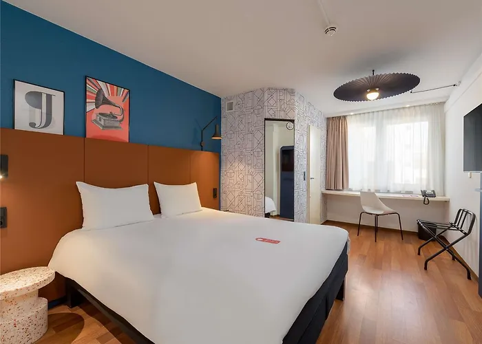 Ibis Hauptbahnhof فندق