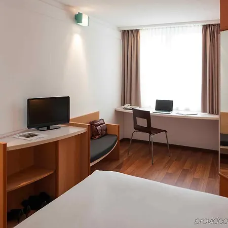 Ibis Hauptbahnhof Hotel Núremberg