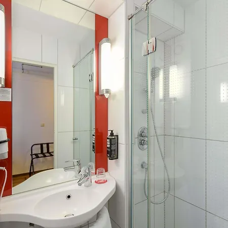 Hotel Ibis Hauptbahnhof 3*