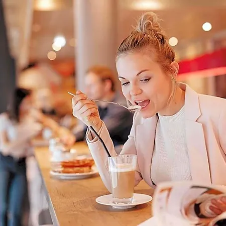 Hotel Ibis Hauptbahnhof 3*