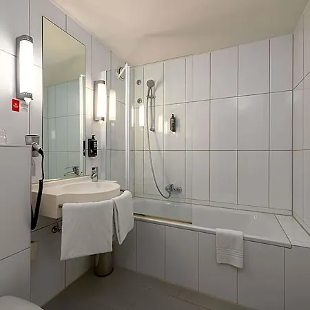 Ibis Hauptbahnhof 3* Norymberga