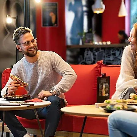 Ibis Hauptbahnhof נירנברג