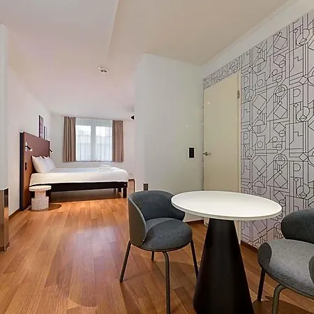 Ibis Hauptbahnhof Hotel